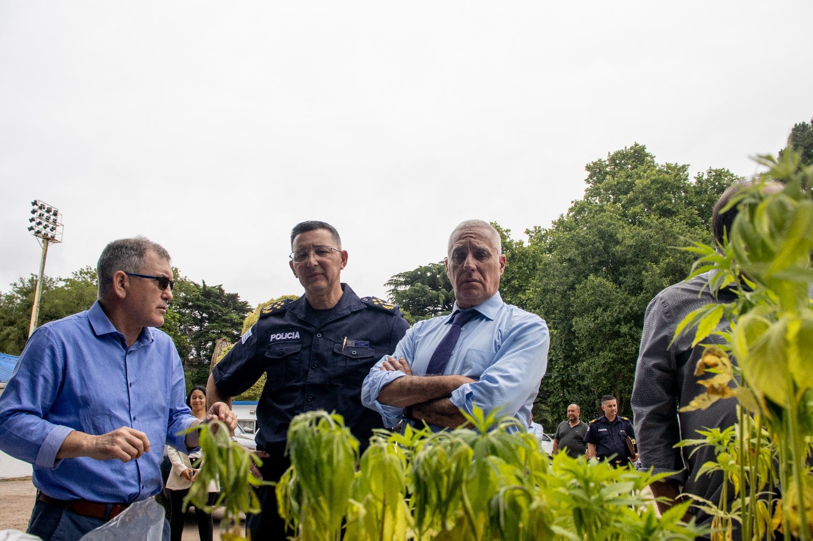 El director de Investigaciones, Julio Sena, el director de la Policía de Uruguay, José Azambuya y el ministro del Interior, Carlos Negro (Ministerio del Interior)