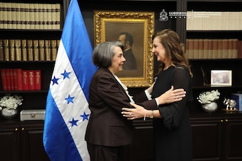 Honduras mantiene relaciones diplomáticas con 132 países y dispone de 35 embajadas en el exterior.