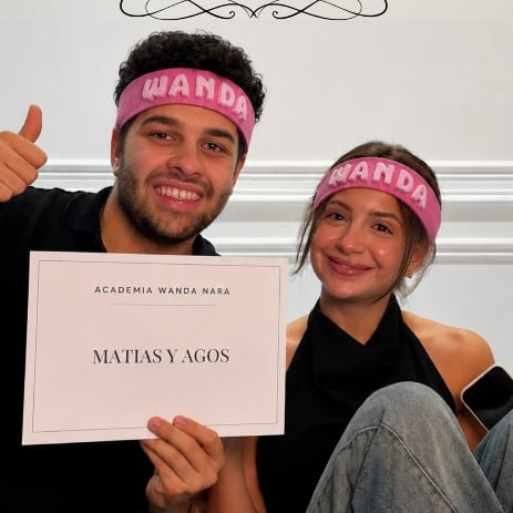 Matías hizo el curso junto a Agos, su pareja, y juntos se recibieron de la Academia Wanda Nara (Instagram)