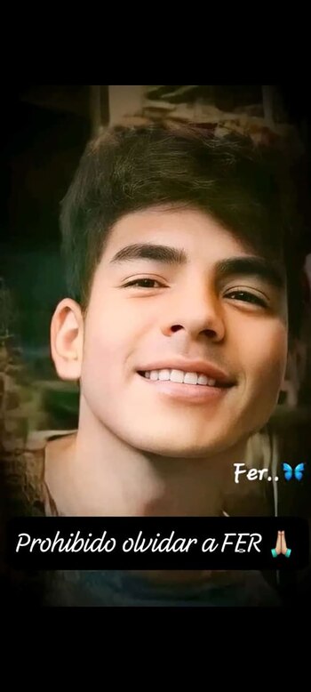 "Prohibido olvidar a Fer", dice