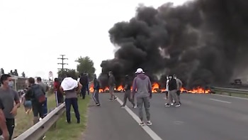 Tensión y cortes en Acceso