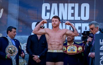 Canelo Álvarez quiere tener una pelea en México, principalmente en Jalisco (Jerome Miron-USA TODAY Sports)