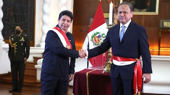 Exministro critica discursos del jefe