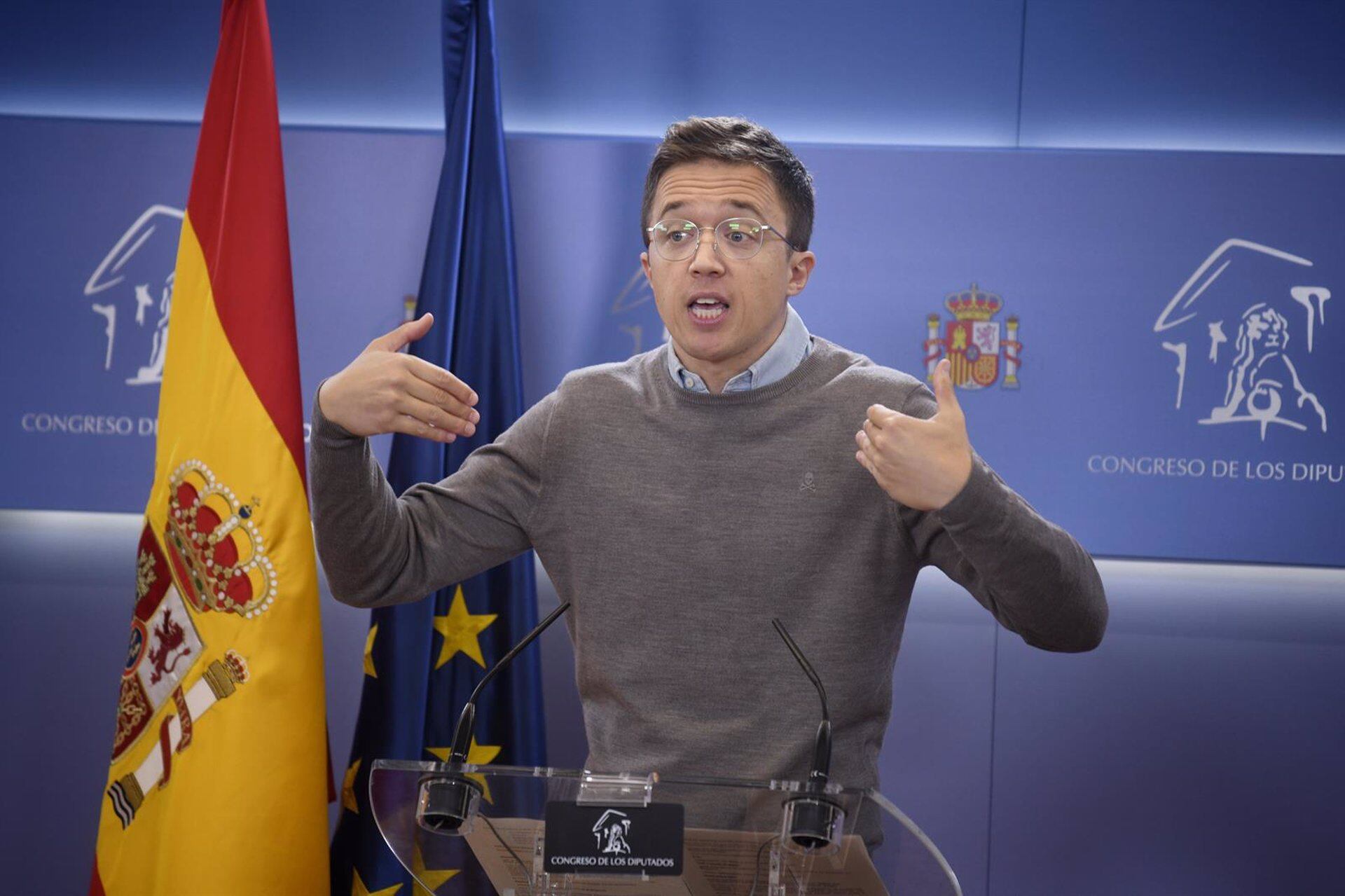 15/10/2024 El portavoz de Sumar en el Congreso, Íñigo Errejón, durante una rueda posterior a la reunión de la Junta de Portavoces, a 15 de octubre de 2024, en Madrid (España). POLITICA Fernando Sánchez - Europa Press