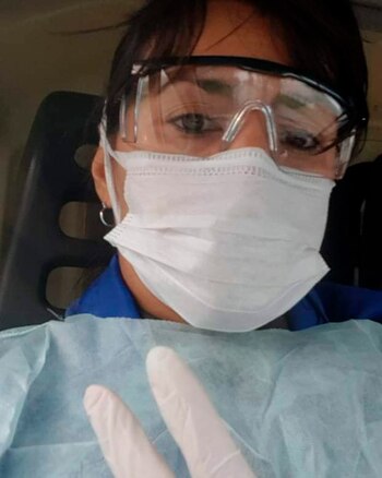 Gisela Gambetta con el protocolo