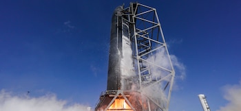 Seis satélites llevarán cámaras para inspeccionar el escudo térmico de Starship durante el vuelo 13 - crédito SpaceX