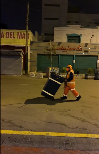 Ella ha presenciado robos y