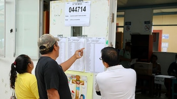 Resultados elecciones Perú 2026: Keiko Fujimori y López Aliaga lideran conteos preliminares en medio de lenta reapertura de mesas este lunes
