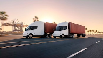 Otra jugada de Elon Musk: empezó la producción masiva de Tesla Semi, el camión eléctrico que busca revolucionar el transporte mundial
