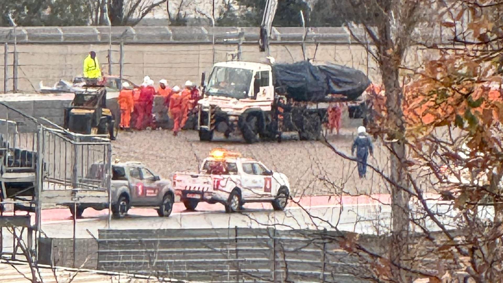 El Red Bull Racing de Isack Hadjar debió ser retirado por la grúa (Foto: @ekaitzgilf1)