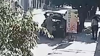 Femicidio de Agostina Vega: el video de Claudio Barrelier y Soledad Andreani en el Ford Ka luego de descartar el cuerpo
