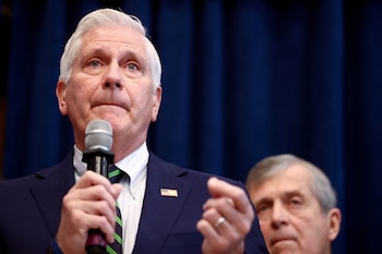 Blakeman afirmó que el impuesto de Kathy Hochul y Zohran Mamdani expone a los propietarios al crimen y perjudica a la clase media de Nueva York (REUTERS/Andrew Kelly)