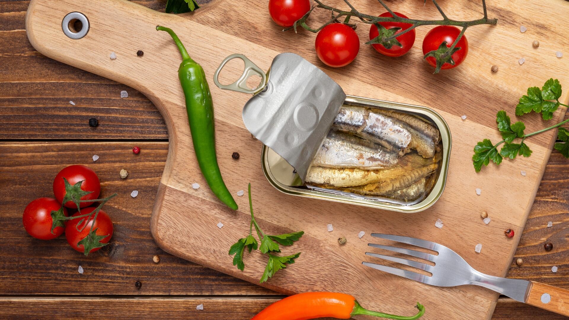 Lata de sardinas en conserva. (Adobe Stock)