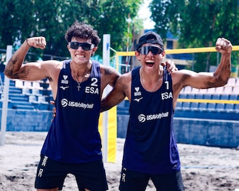 Rafael y Gabriel Vargas aseguraron su clasificación al voleibol de playa en los Juegos Centroamericanos y del Caribe Santo Domingo 2026, tras una disputada serie clasificatoria./(Comité Olímpico de El Salvador)