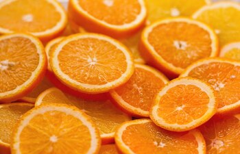 La naranja sugieren consumir la
