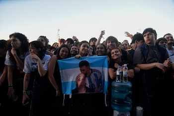 Una de las banderas con