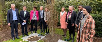 A su llegada a París,