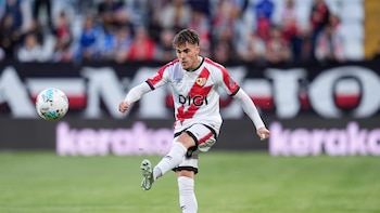 El Rayo Vallecano traspasa a Chavarría y Mendy a Chelsea y Hull City