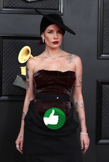 mejores y peores vestidos Grammy 2022