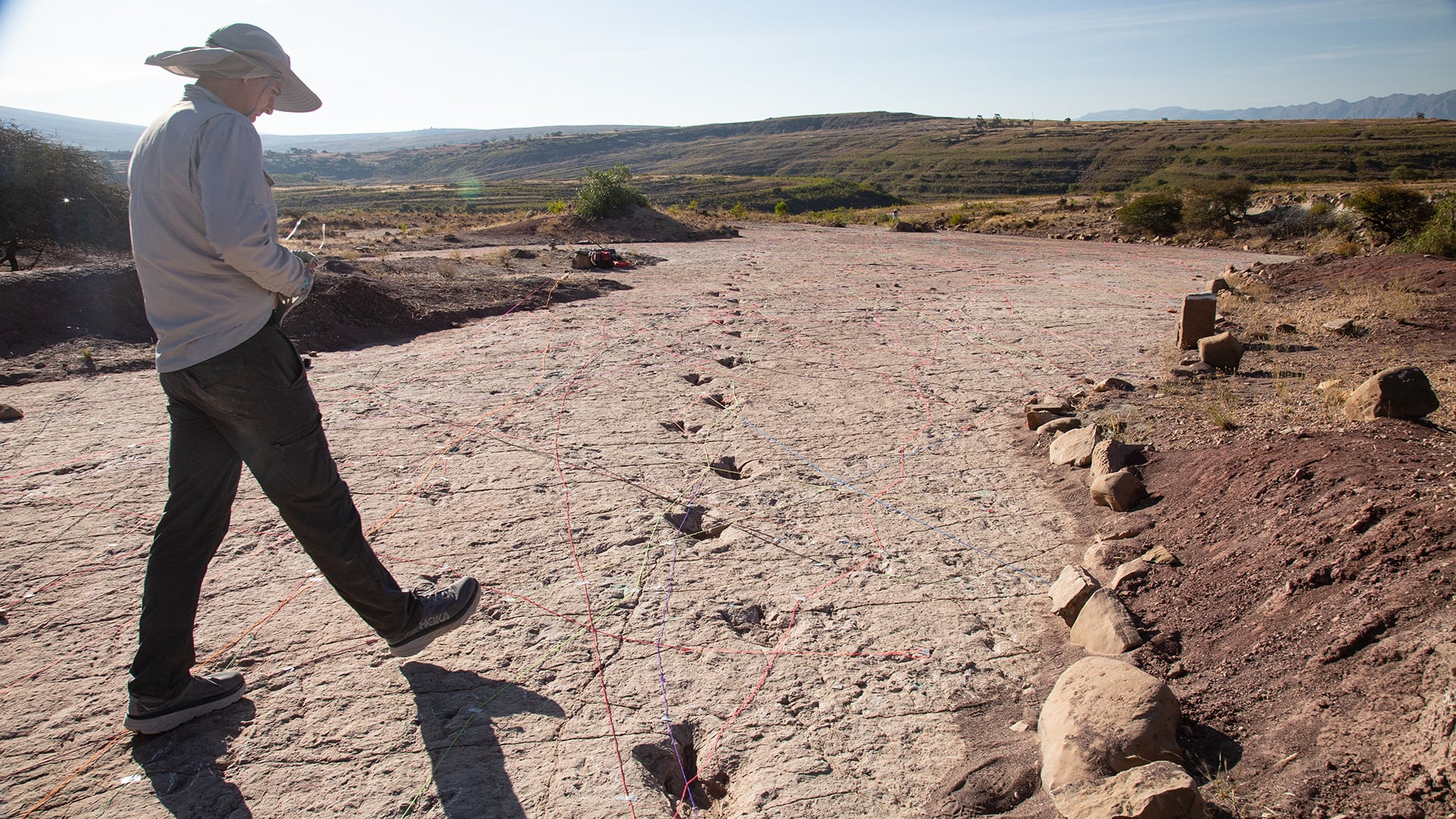 El yacimiento Carreras Pampa en el Parque Nacional Torotoro alberga la mayor concentración de huellas de dinosaurios registrada hasta la fecha. (Universidad de Loma Linda)