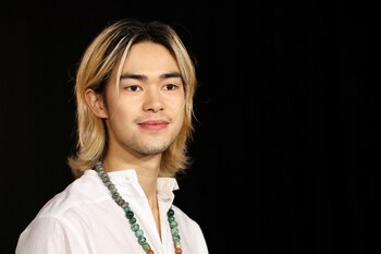 Sky Yang impactó a Justin