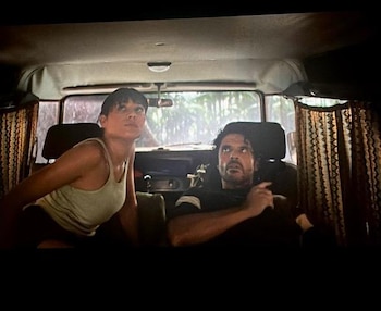 El actor colombo-australiano sorprende en