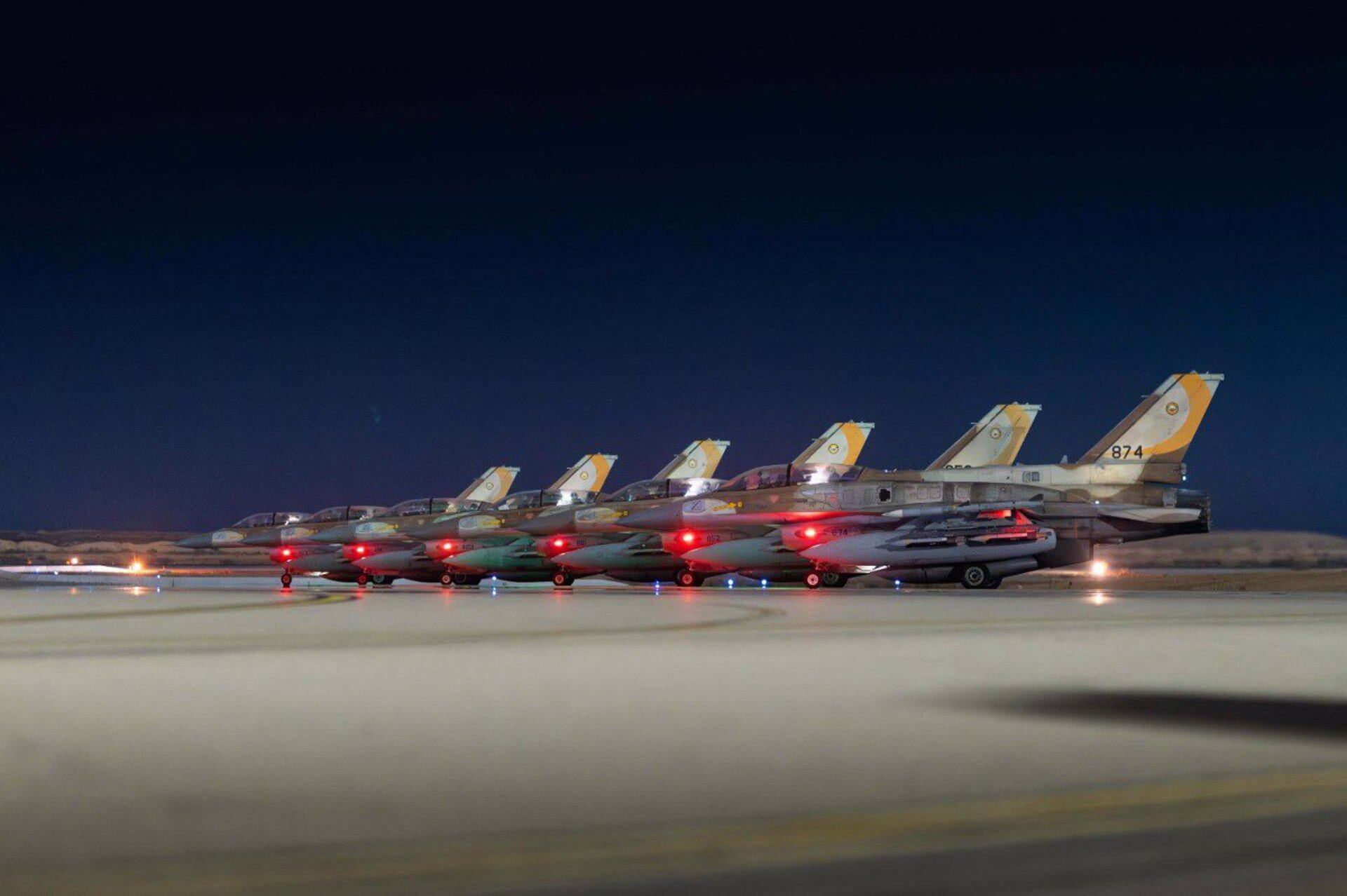 El Ejército israelí confirmó que sus fuerzas aéreas eliminaron posiciones estratégicas de la Guardia Revolucionaria en la capital iraní (Europa Press)