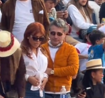 Magaly Medina é estrela num momento que causou preocupação durante o evento tauromáquico na Chota. Navio: Tiktok.