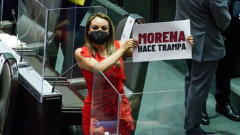 Los diputados de oposición criticaron