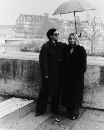 Foster, a la derecha, con