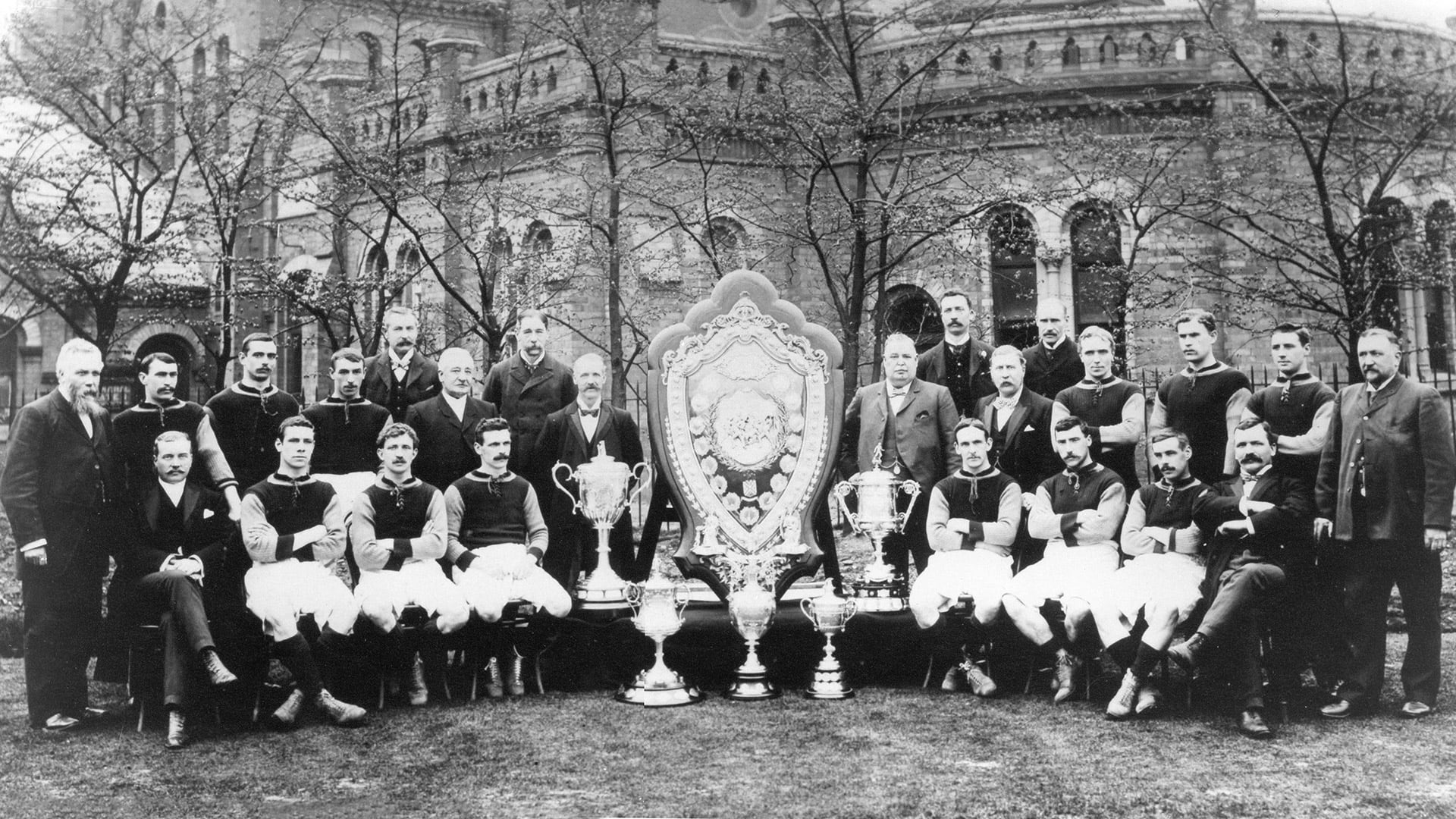 El plantel del Aston Villa ganador de la FA Cup, en 1895 (Aston Villa)