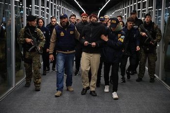 El traslado de Isaac Ben Daoude y Ahmed Adda Belkocir desde Montevideo a Buenos Aires
