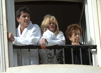 Antonio Banderas, Melanie Griffith y Ana Banderas, 2008. (Foto de Marbella Photo/Shutterstock).