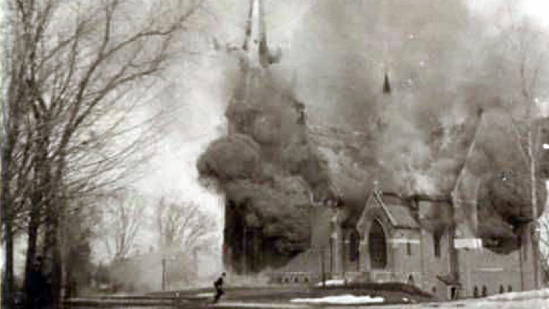 El miércoles 1 de marzo de 1950, a las 19:25, la Iglesia Bautista West End de la localidad de Beatrice explotó con un estruendo que sacudió a la ciudad