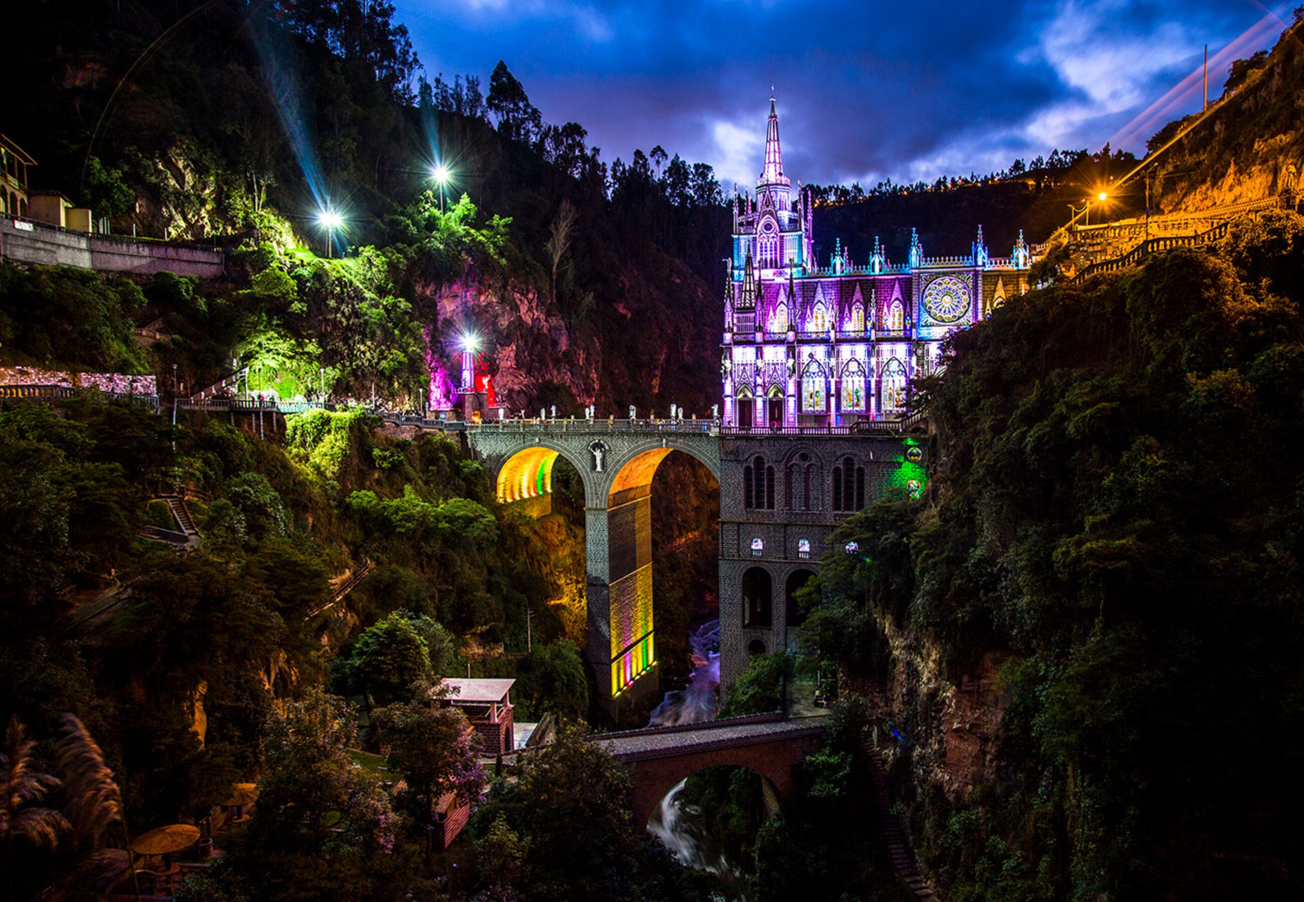 Dentro de los destinos turísticos para disfrutar en Semana Santa, se encuentra Ipiales, sitio reconocido por el Santuario de las Lajas - crédito Turismo en Nariño