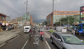 El Carril Preferencial de la calle 63 inicia su operación entre las carreras 68 y 112 en ambos sentidos y busca mejorar la movilidad en un corredor con 1,9 millones de viajes diarios - crédito Google Maps