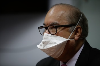 La gestión de Enrique Lau al frente de la Caja de Seguro Social estuvo marcada por la pandemia, la crisis del sistema de pensiones y cuestionamientos sobre decisiones administrativas. EFE/ Carlos Lemos/Archivo