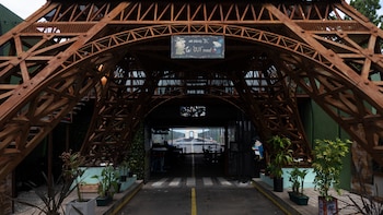 La bienvenida al espacio que