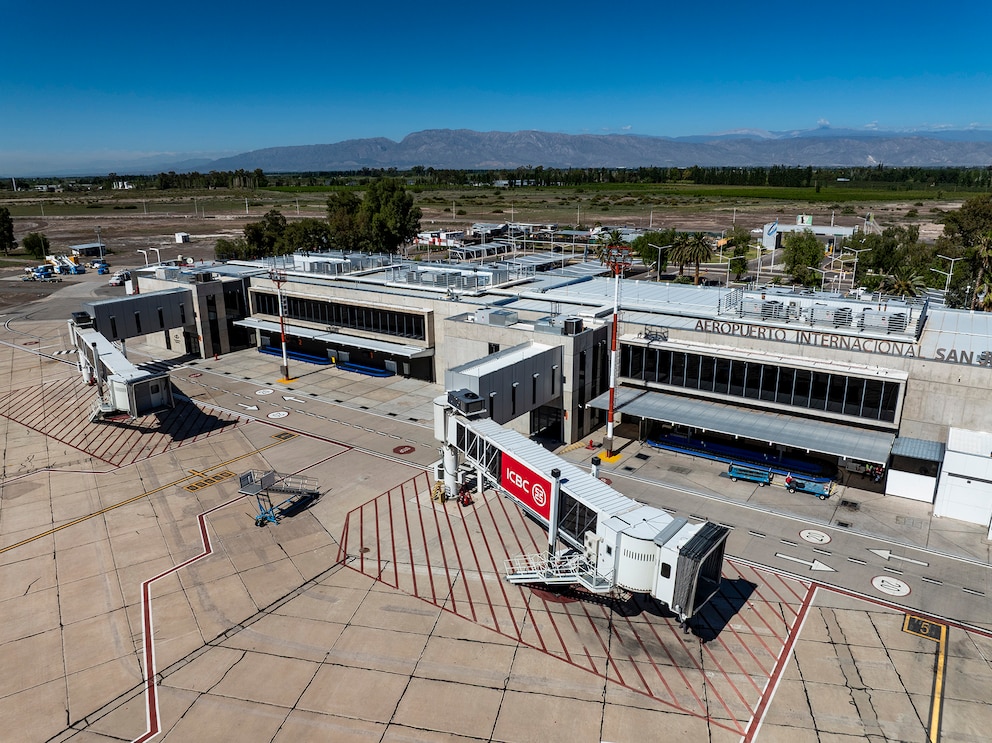 San Juan estrenó una nueva terminal aérea tras una inversión de USD 55 millones y duplica su capacidad operativa