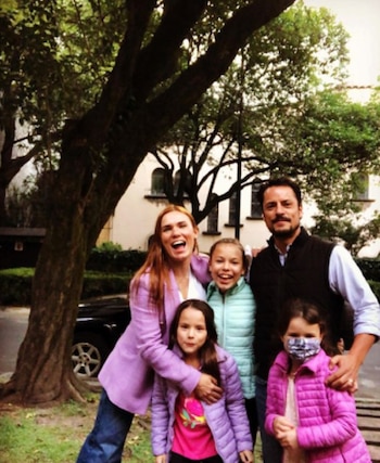 Gloria-Sierra-Mike-Biaggio-tanque-de-oxigeno-Mexico