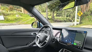 Así es la hibridación inteligente: la tecnología que da mil kilómetros de autonomía sin tocar un botón
