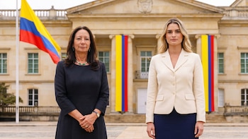 Así se visten Pilar Rueda, esposa de Iván Cepeda, y Ana Lucía Pineda, esposa de Abelardo de la Espriella: la ropa entró en la conversación electoral