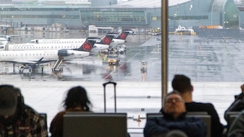 Casi 1.300 vuelos han sido