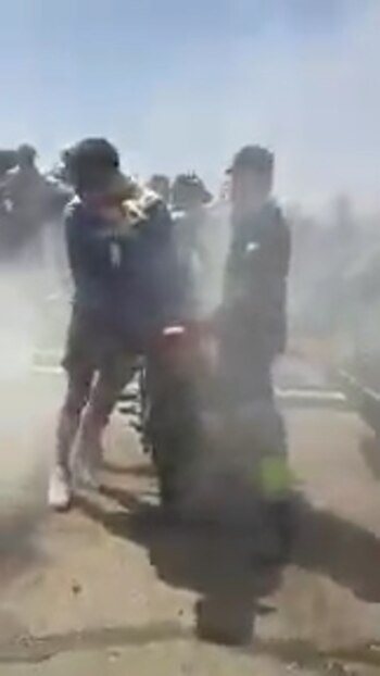 Más de 20 personas en