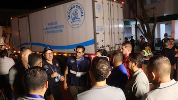 Médicos de Costa Rica atienden a 46 pacientes, incluidos 16 recién nacidos, tras devastador terremoto en Panamá