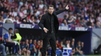 'Cholo' Simeone, sobre la lesión de Pablo Barrios: "La vida muchas veces nos pone dificultades en el camino"