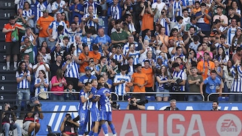 El Deportivo denuncia "insultos y presiones" a sus futbolistas y anuncia medidas