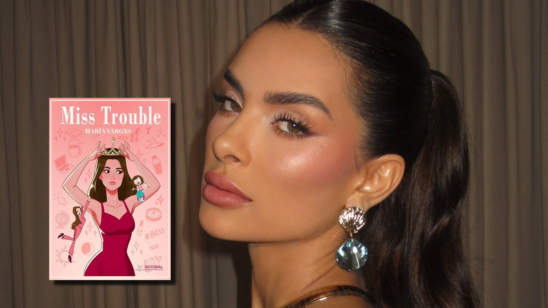 La modelo María Vargas, elegida Miss Universo México 2026, aparece junto a la portada de su libro titulado Miss Trouble. (Instagram: María Vargas)