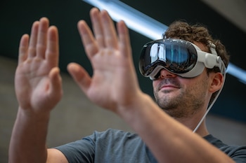 Apple Vision Pro enfrenta ventas