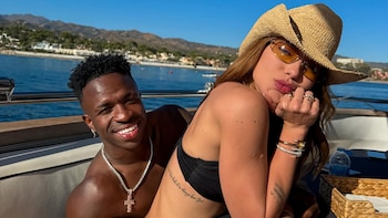 El escándalo que envuelve a Vinicius Jr por su misteriosa separación a 29 días del Mundial: los confusos posteos en redes